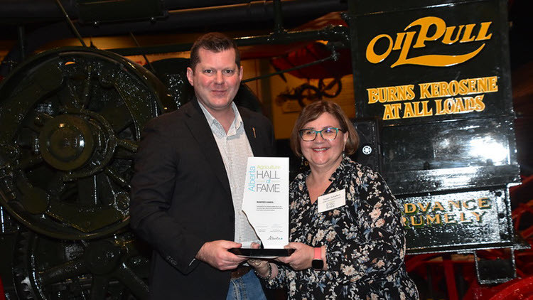 Minister and Susan Schafers