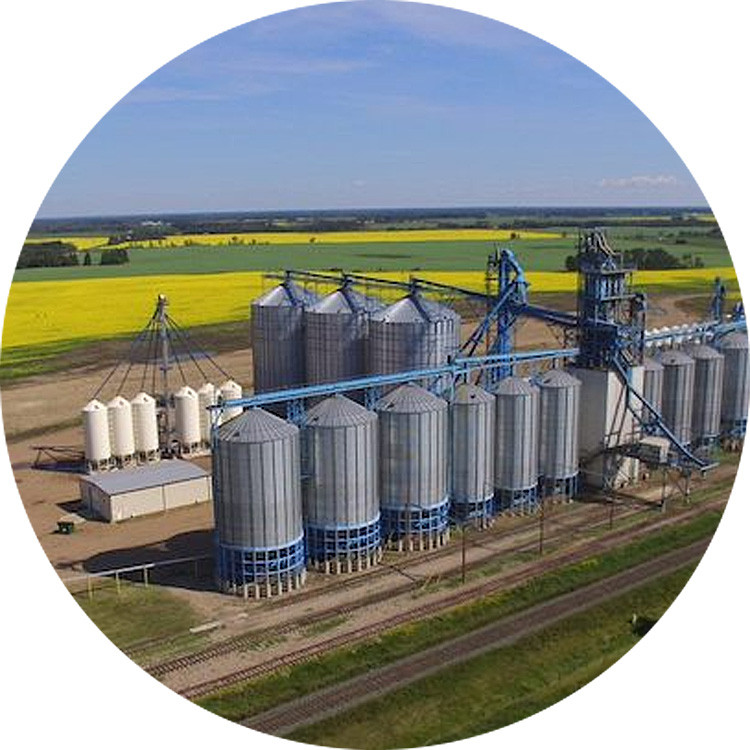 Photo of grain elevators