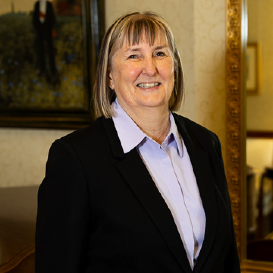 portrait photo of Daphne Anstey Martin