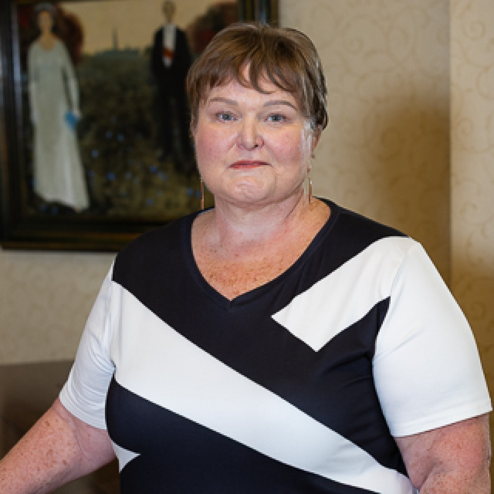 Portrait photo of Luanne Whitmarsh