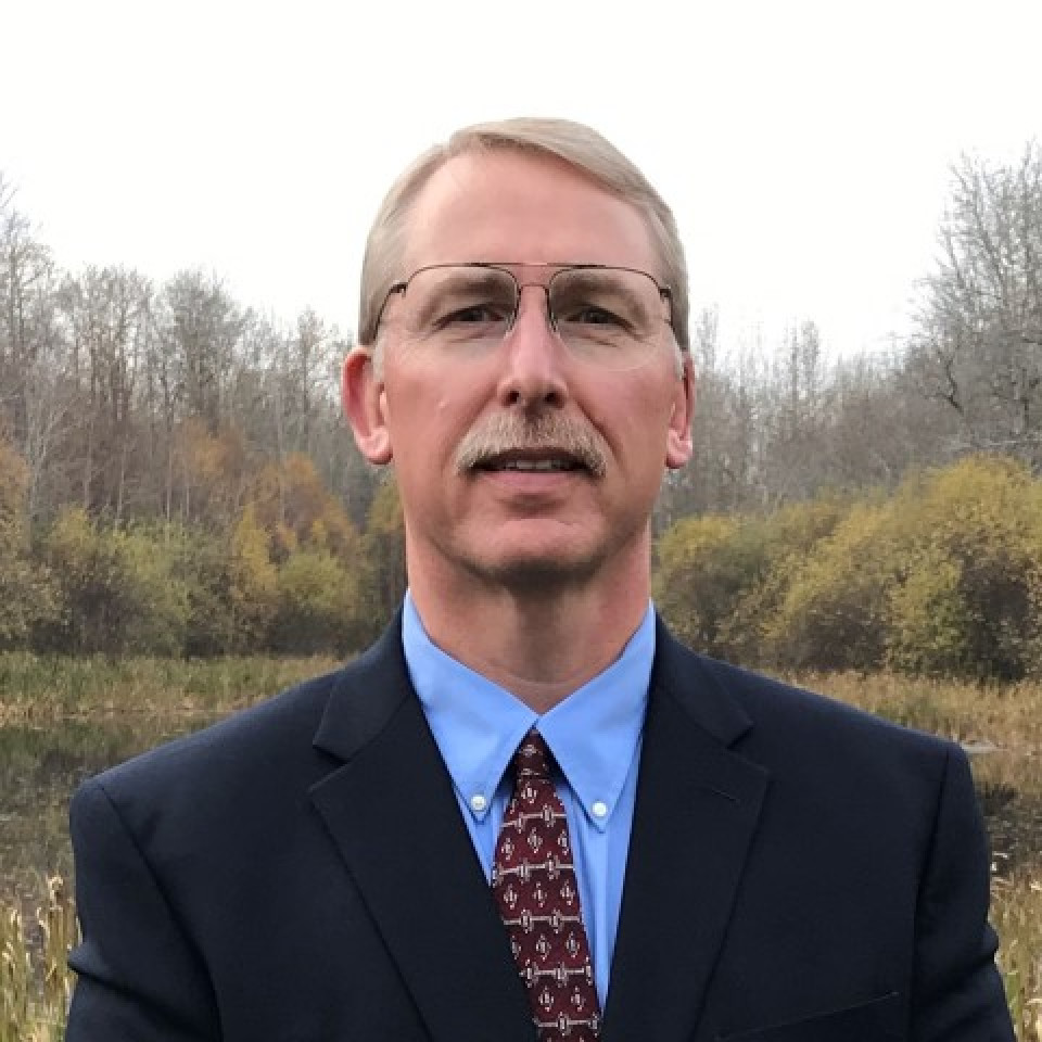 Photo of the Chief Scientist, Dr. Jonathan Thompson.